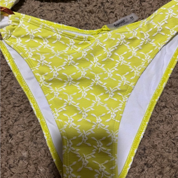 Yellow Patterned Bikini Set - Picture 3 of 9